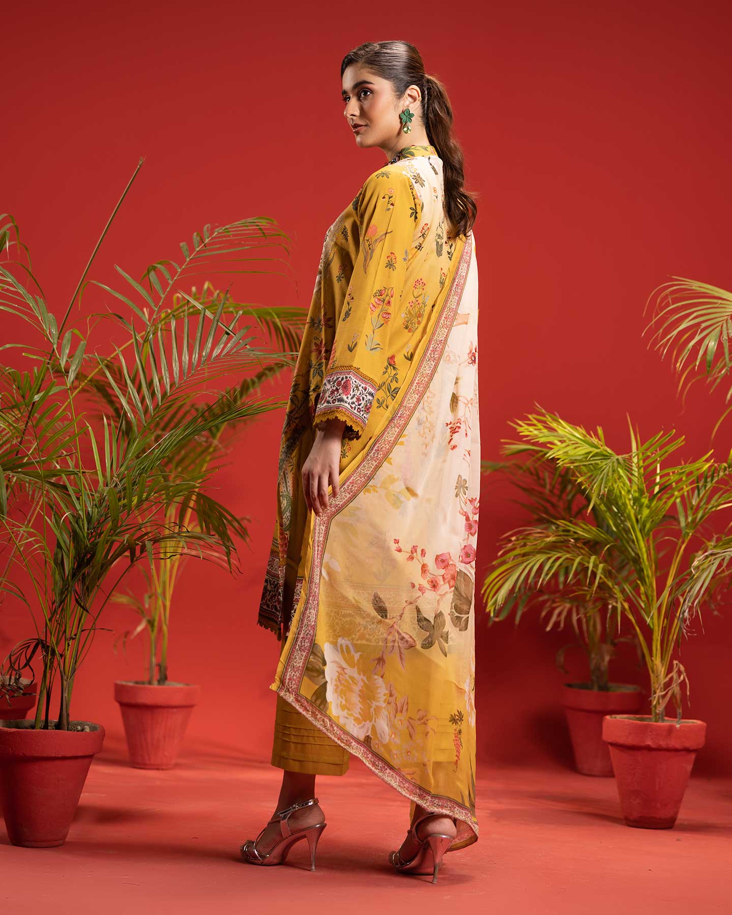 Lunara By Orang Summer Vol 136 '25 D 07
